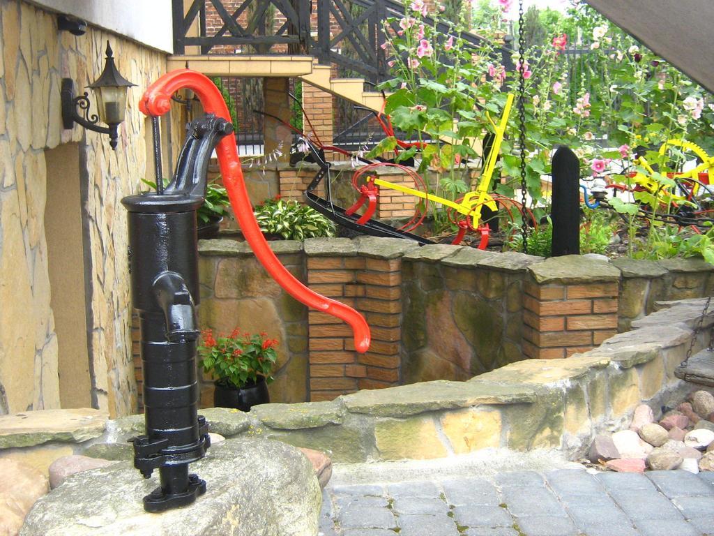 Gosciniec Podkowa Apartment Włodawa Exterior foto